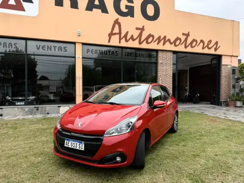 Peugeot 208 Feline
